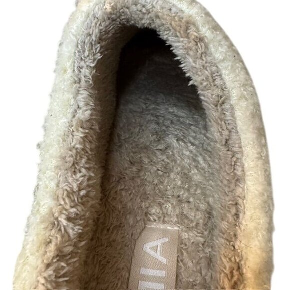 Mia Smiley Face Faux Fur Slippers Size 9M Beige & Yellow Cozy Comfort Footwear - Picture 3 of 5